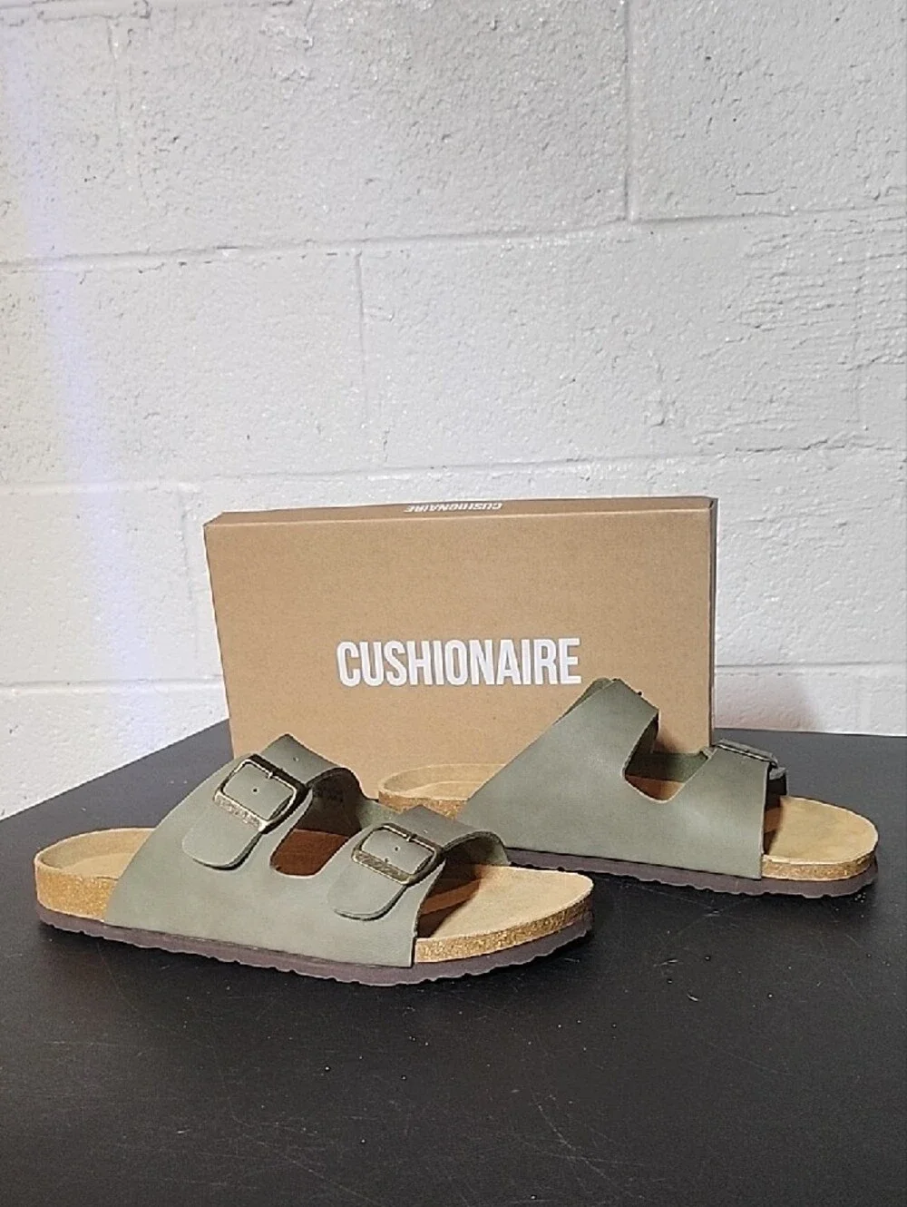 CUSHIONAIRE Labe Olive Slide Sandals